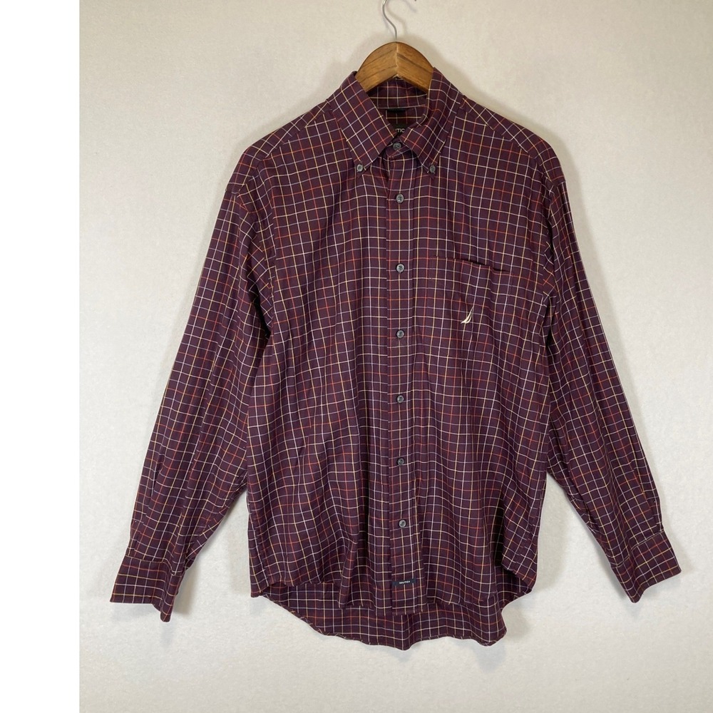 Classic Preppy Nautica Mens Med Burgundy Traveler Twill Windowpane Plaid Shirt‎